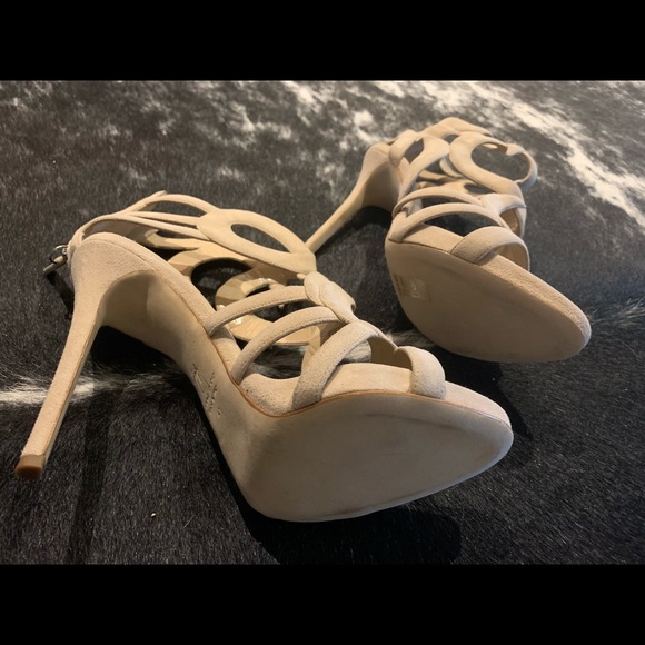 Giuseppe Zanotti nude suede sandals - Picture 3 of 8